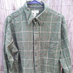 St. John's Bay Flannel Green Plaid Button Up - LG